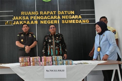 Kelebihan Bayar 4 Proyek Senilai Rp 754 Juta Dikembalikan ke Kas Daerah