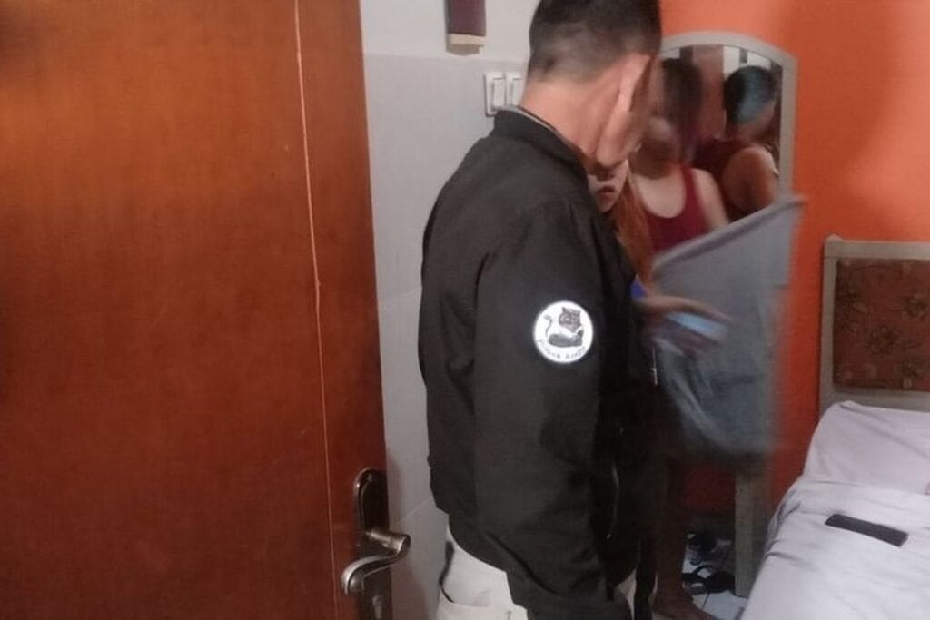 Polisi Gelar Razia di Hotel Kawasan Andir, Amankan Sembilan Orang Diduga Terlibat Prostitusi