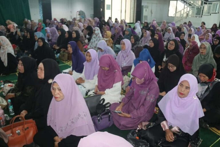 Beranda Berita sosial Pj. Ketua TP PKK Kabupaten Bogor Hadiri Silaturahmi Akbar Salimah, Ajak Perempuan Dorong Kemajuan Pembangunan