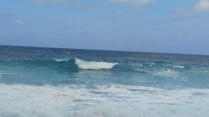 Dua Wisatawan Terseret Ombak Pantai Madasari, Satu Orang Tewas