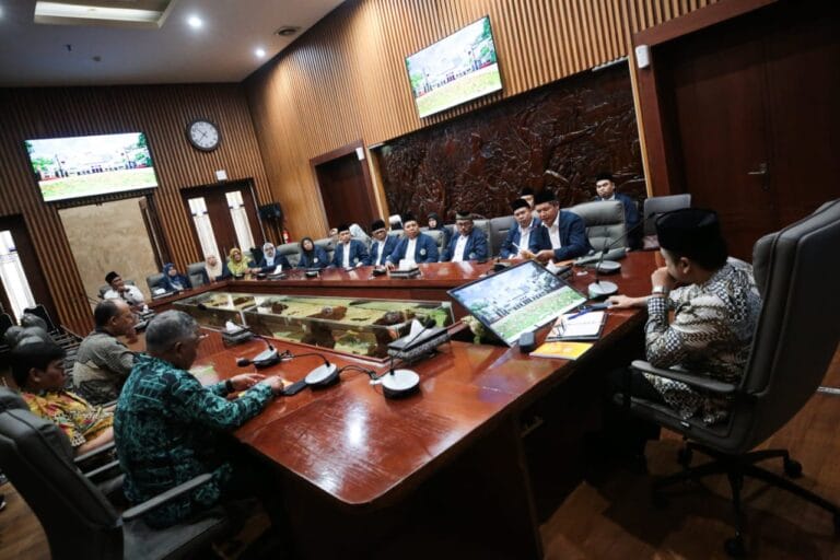 Pemkot Bandung dan KKMT Bersinergi Wujudkan Kota Bebas Buta Huruf Al-Qur’an