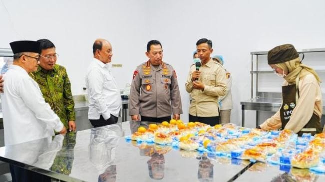 SPPG Pejaten Siap Dukung Ketahanan Pangan dan Ekonomi Lokal Melalui Inovasi Hidroponik