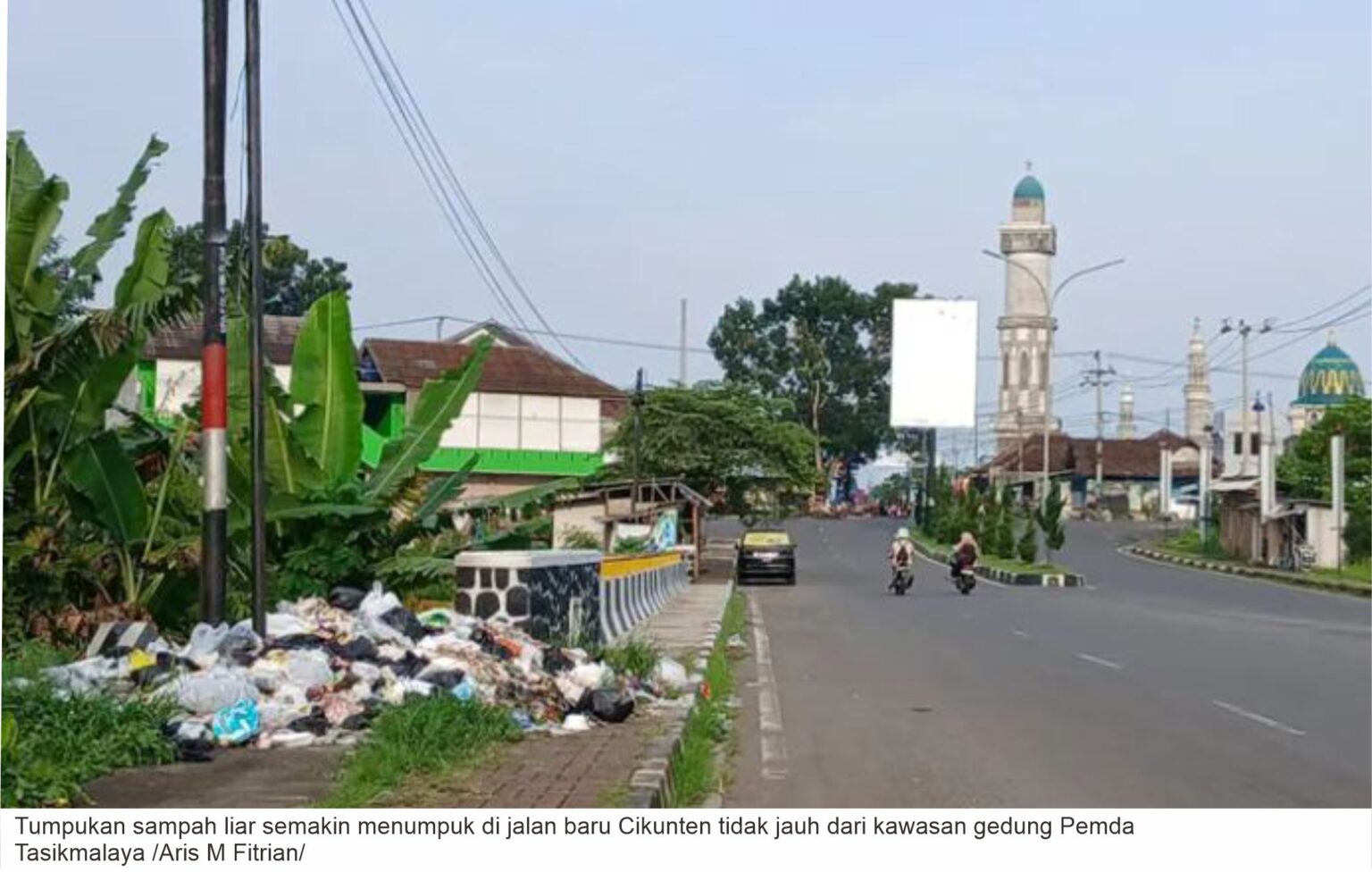 Miris! Lokasi Strategis di Tasikmalaya Tercoreng Akibat Tumpukan Sampah Tak Terkelola