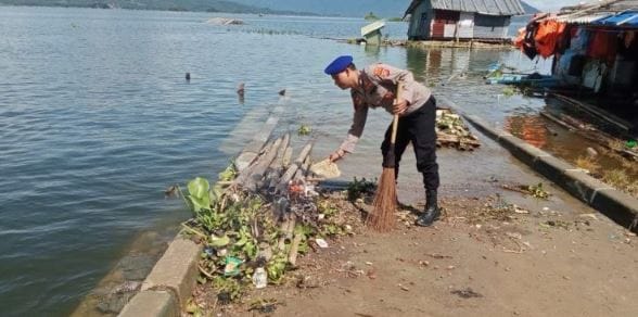 “Polres Purwakarta Hade”: Komitmen Polisi dalam Menjaga Kelestarian Lingkungan