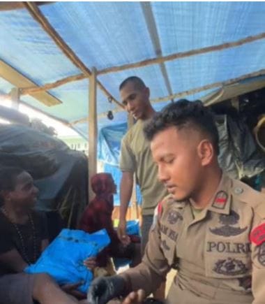 Satgas Damai Cartenz 2025 Rawat Luka Anak di Distrik Sugapa, Wujud Nyata Kepedulian