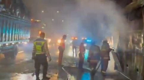 Api Hanguskan Bus Putra Prima, 50 Penumpang Dievakuasi dalam Waktu Singkat